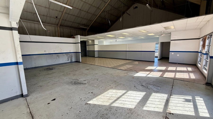 To Let commercial Property for Rent in Knysna Central Western Cape